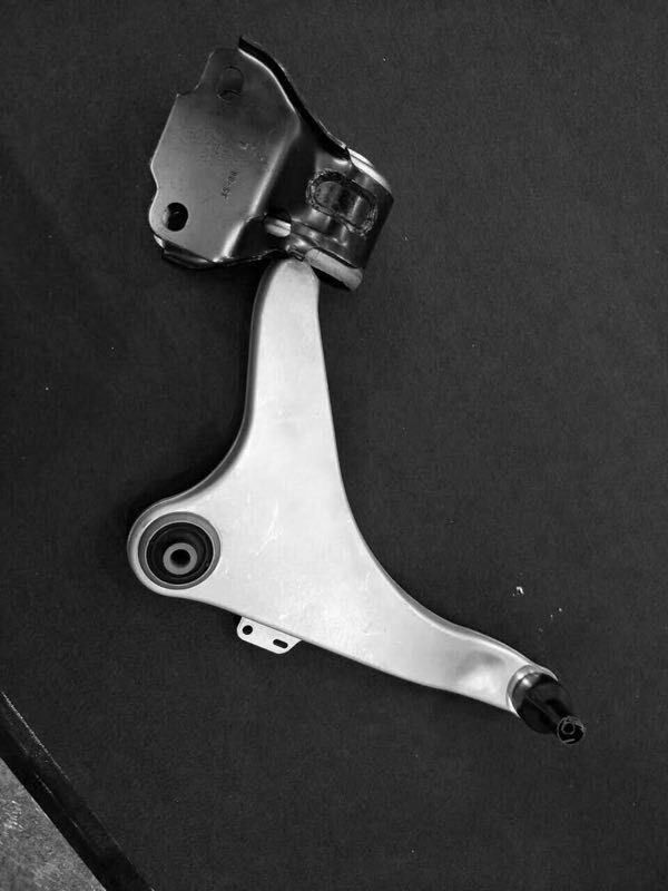 VOLVO V70 V60 S60 S80 Lower Arm